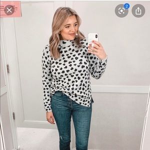 NWOT Loft Heart Mockneck Sweater XSP